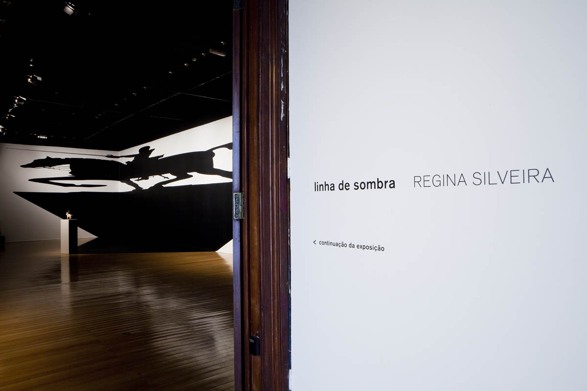 Regina Silveira – Linha de Sombra